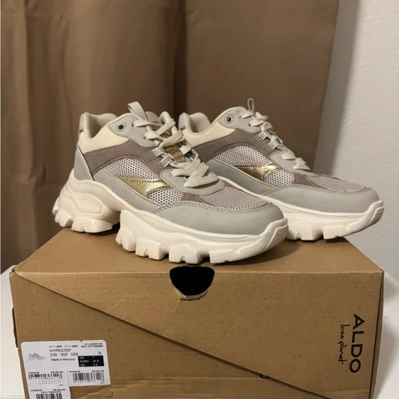 Aldo Cream and Gold Sneakers - Picture 1 of 7